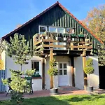 Apartment Neue Moderne Ferienwohnung, Separater Eingang, Seenähe *