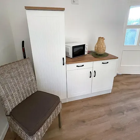 Neue Moderne Ferienwohnung, Separater Eingang, Seenaehe Lejlighed *