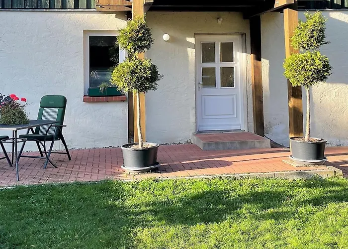 Neue Moderne Ferienwohnung, Separater Eingang, Seenaehe Krakow am See