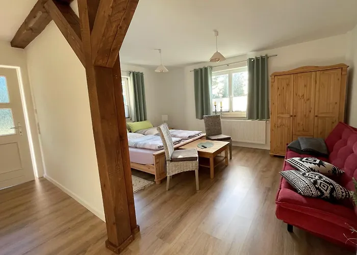 Neue Moderne Ferienwohnung, Separater Eingang, Seenaehe Apartamento Krakow am See